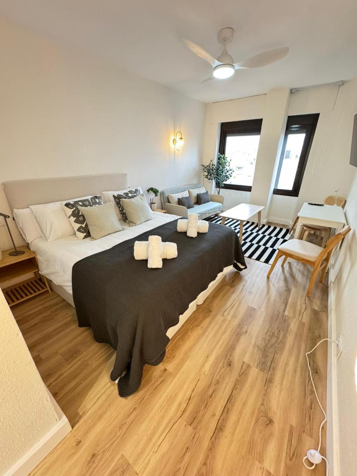 Triana Confort Sevilla Екстер'єр фото