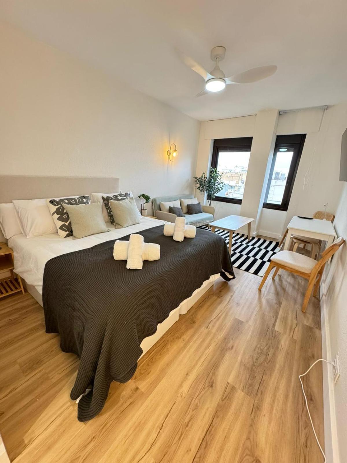 Triana Confort Sevilla Екстер'єр фото